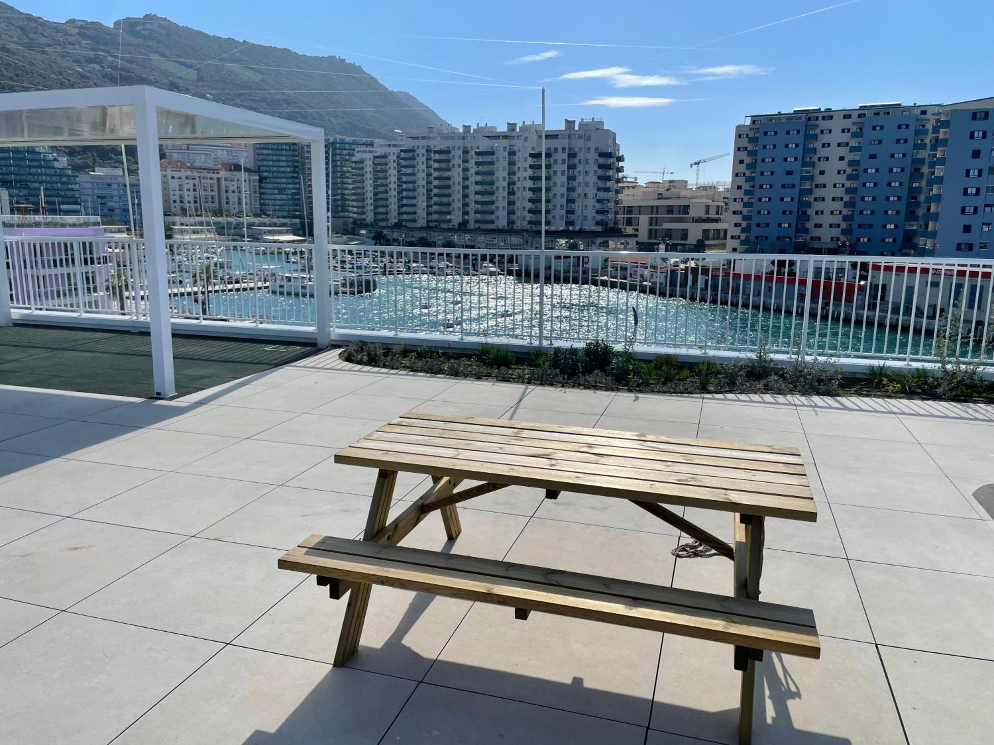 Deluxe Marina View Seafront Gibraltar Stay Eksteriør billede