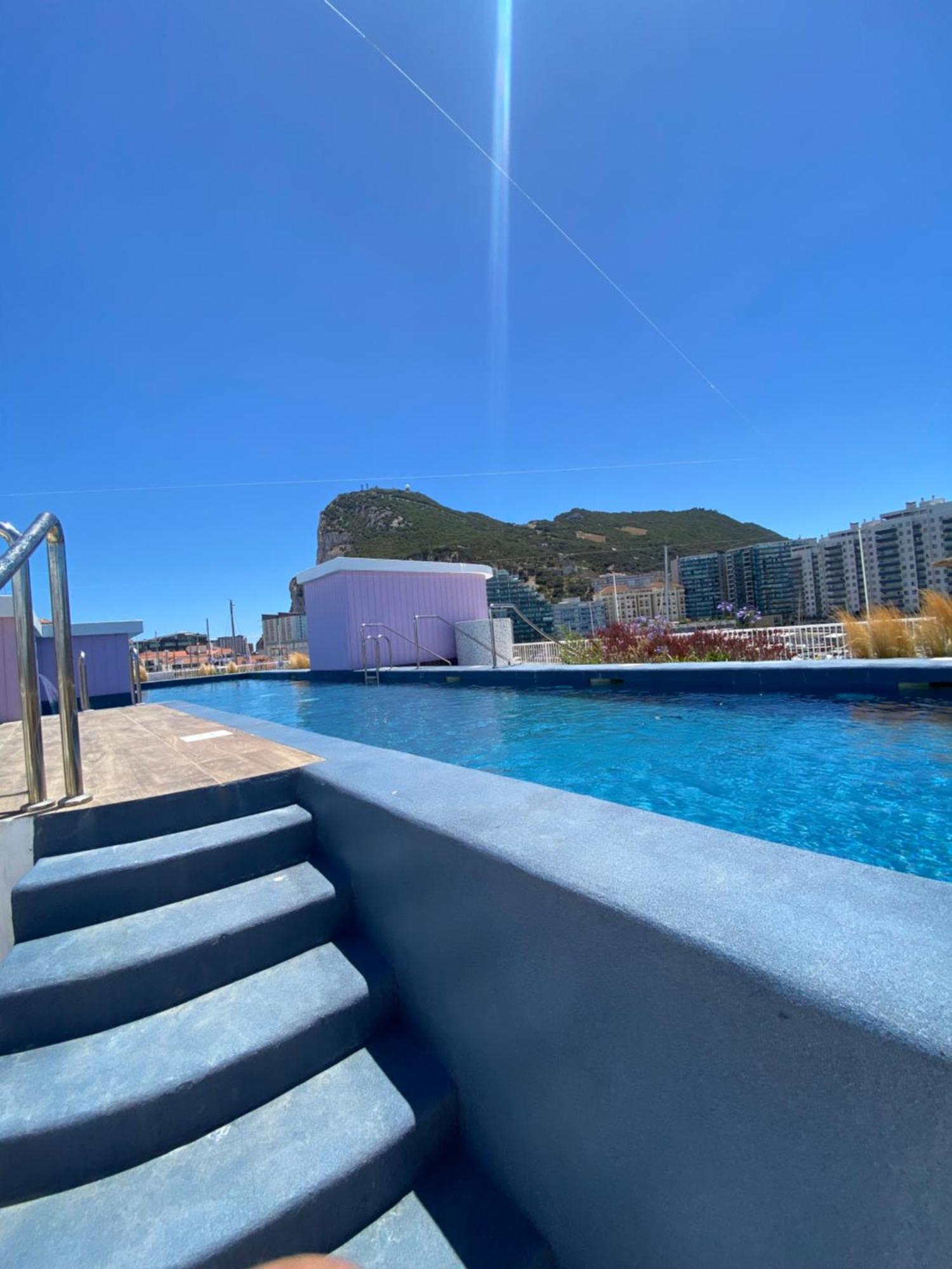 Deluxe Marina View Seafront Gibraltar Stay Eksteriør billede